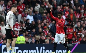 Carrick ghi điểm, Amad khiến Man Utd lo lắng