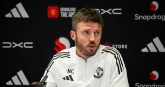 Carrick mượn lửa derby hoa hồng để đánh thức Quỷ đỏ