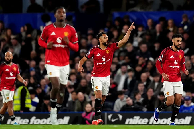 Carrick phải cảm ơn… Amorim sau chiến thắng trước Chelsea! Carrick phải cảm ơn… Amorim sau chiến thắng trước Chelsea!