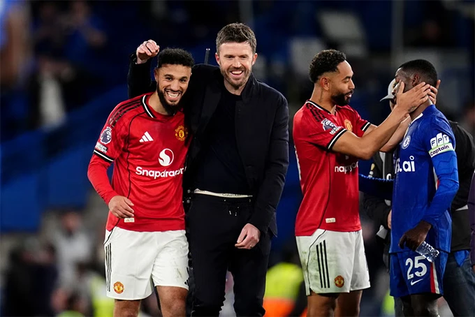 Carrick phải cảm ơn… Amorim sau chiến thắng trước Chelsea! Carrick phải cảm ơn… Amorim sau chiến thắng trước Chelsea!