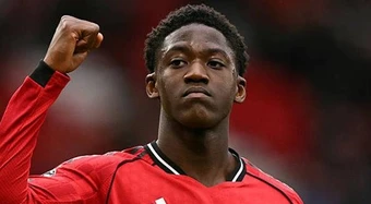 Carrick vạch tiêu chí tìm đối tác cho Kobbie Mainoo