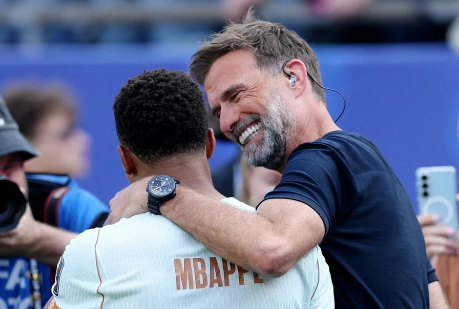 Câu chuyện gần 10 năm của Klopp và Mbappe được tiết lộ Câu chuyện gần 10 năm của Klopp và Mbappe được tiết lộ
