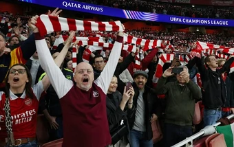 CĐV Arsenal trở thành điểm tựa của Arteta
