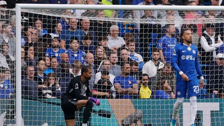 Chấm điểm Chelsea: Palmer hóa tội đồ, hàng thủ kém cỏi Chấm điểm Chelsea: Palmer hóa tội đồ, hàng thủ kém cỏi