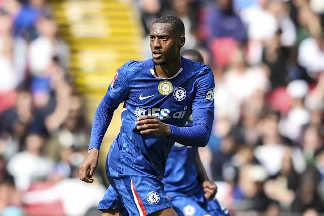 Chấm điểm Chelsea: Palmer hóa tội đồ, hàng thủ kém cỏi Chấm điểm Chelsea: Palmer hóa tội đồ, hàng thủ kém cỏi