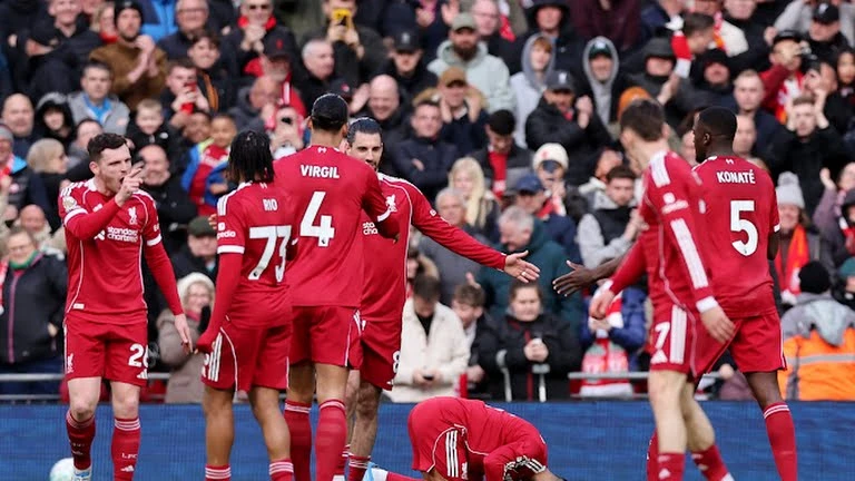 Chấm điểm Liverpool: Ngumoha chói sáng; Salah tìm lại tự tin