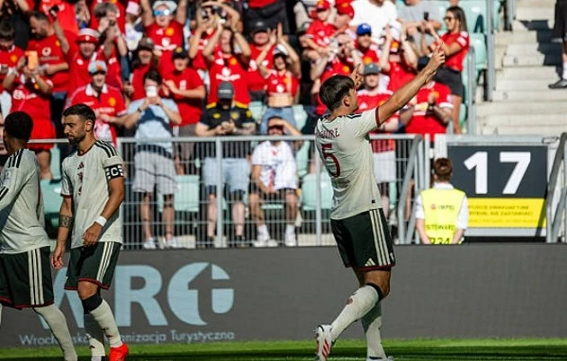 Chấm điểm Man United: Dorgu sáng nhất; Luke Shaw nhận điểm 4 Chấm điểm Man United: Dorgu sáng nhất; Luke Shaw nhận điểm 4