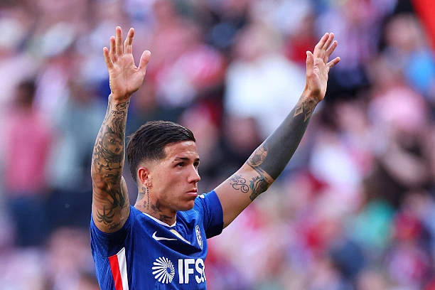 Chelsea cân nhắc giữ chân Enzo Fernandez Chelsea cân nhắc giữ chân Enzo Fernandez