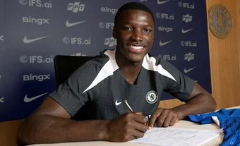 Chelsea gia hạn với Moises Caicedo đến năm 2033