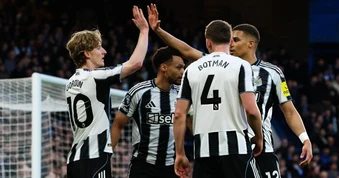 Chelsea thua Newcastle ngay tại Stamford Bridge, Man Utd vơi áp lực