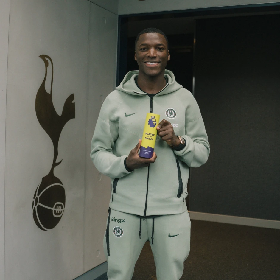 Chelsea 'trói chân' Caicedo bằng hợp đồng dài hạn