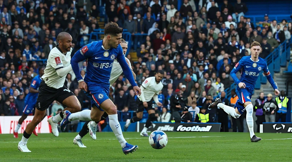 Chelsea vào bán kết, Arsenal ôm hận tại FA Cup Chelsea vào bán kết, Arsenal ôm hận tại FA Cup