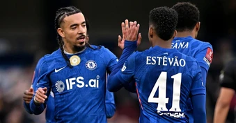 Chelsea vào bán kết, Arsenal ôm hận tại FA Cup