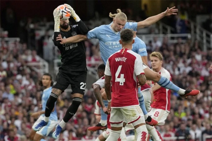 Chức vô địch Premier League có thể được định đoạt bởi... hiệu số bàn thắng - bại