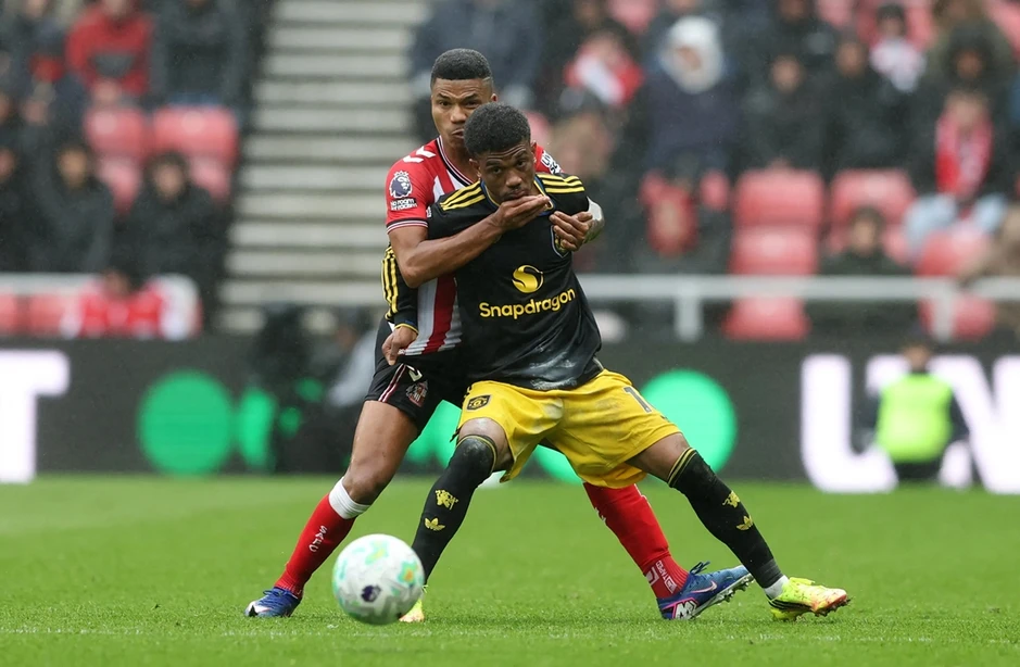 Chuyên gia chê tuyến giữa MU lép vế trước Sunderland Chuyên gia chê tuyến giữa MU lép vế trước Sunderland