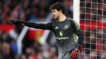 Chuyên gia MUTV nức lời khen ngợi 'đá tảng' Lammens