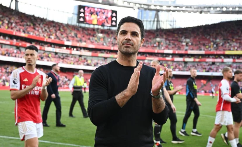 Cơn ác mộng cũ ám ảnh Arsenal khi Man City trỗi dậy Cơn ác mộng cũ ám ảnh Arsenal khi Man City trỗi dậy