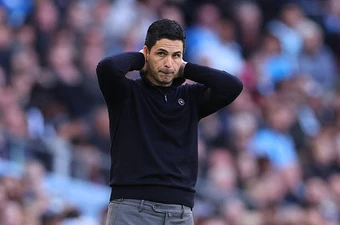Cú ngã tại Etihad lột trần giới hạn năng lực của Mikel Arteta?