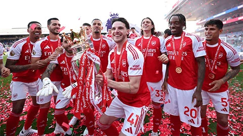 Cựu danh thủ Arsenal chỉ đích danh đối thủ số 1 của Pháo thủ mùa 2026/27 Cựu danh thủ Arsenal chỉ đích danh đối thủ số 1 của Pháo thủ mùa 2026/27