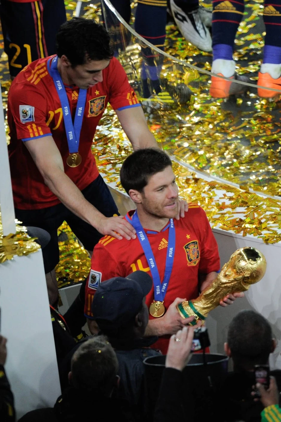 Đám cầu thủ Chelsea đừng nhờn với Xabi Alonso Đám cầu thủ Chelsea đừng nhờn với Xabi Alonso