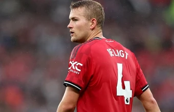 De Ligt đau lòng sau ca phẫu thuật
