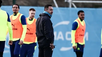 De Zerbi bắt đầu hành trình giải cứu Tottenham