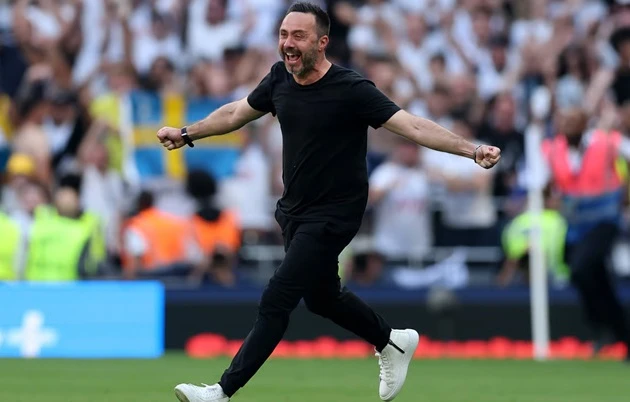 De Zerbi khẳng định chỉ có 12 cầu thủ xứng đáng ở lại Tottenham