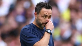 De Zerbi xin lỗi người hâm mộ Tottenham sau thảm bại trước Brentford