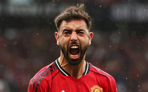 Declan Rice xứng đáng hơn Bruno Fernandes cho giải FWA Declan Rice xứng đáng hơn Bruno Fernandes cho giải FWA