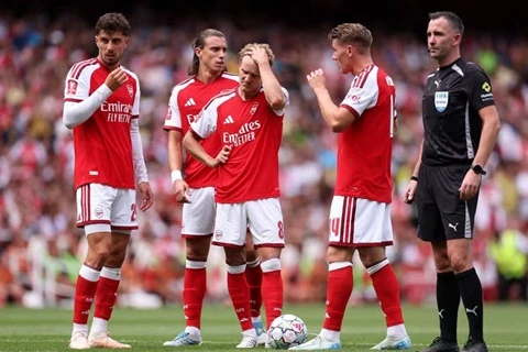 Dortmund vạch trần điểm yếu của Arsenal trước ngày khai màn Dortmund vạch trần điểm yếu của Arsenal trước ngày khai màn