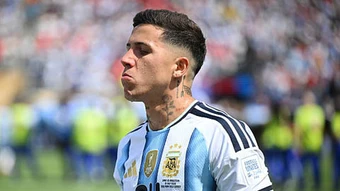 Enzo Fernandez là 'mảnh ghép hoàn hảo'&nbsp;giúp MU đua vô địch Premier League