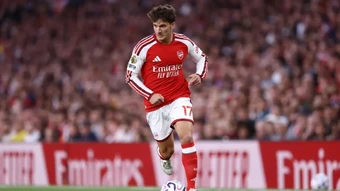 Fan Arsenal ví tân binh Christos Tzolis như bản sao Alexis Sanchez