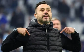 Fan Tottenham tẩy chay De Zerbi vì liên quan đến Mason Greenwood