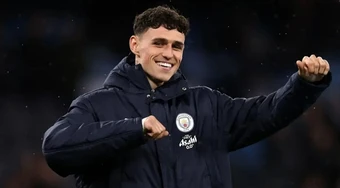 Foden tìm lại ánh sáng ở Man City