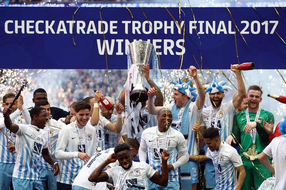 Frank Lampard đưa Coventry City thăng hạng sau 25 năm Frank Lampard đưa Coventry City thăng hạng sau 25 năm