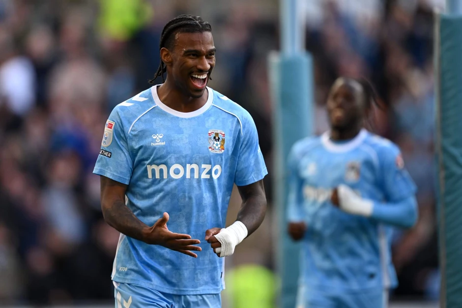 Frank Lampard đưa Coventry City thăng hạng sau 25 năm Frank Lampard đưa Coventry City thăng hạng sau 25 năm