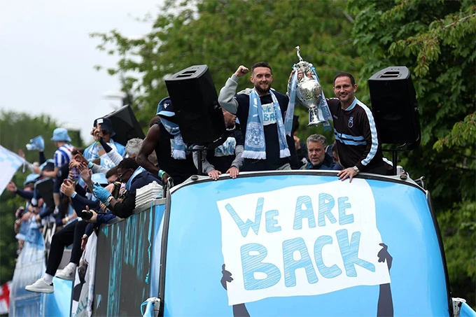 Frank Lampard: ‘HLV người Anh chịu định kiến nặng nề’ Frank Lampard: ‘HLV người Anh chịu định kiến nặng nề’