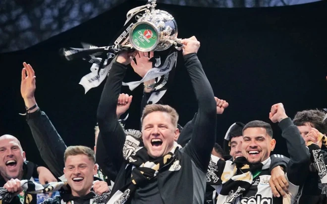 Ghế Eddie Howe và 3 dự án vĩ mô chờ giới chủ Newcastle chốt Ghế Eddie Howe và 3 dự án vĩ mô chờ giới chủ Newcastle chốt