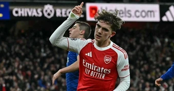 Gieo sầu cho Everton, ngôi sao trẻ Arsenal phá kỷ lục Premier League