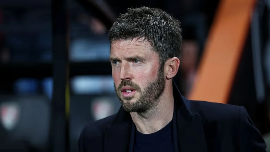 Giới chủ MU chớ vội trao ghế nóng cho Carrick Giới chủ MU chớ vội trao ghế nóng cho Carrick