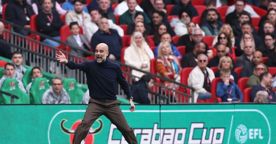 Guardiola bật chế độ Mourinho để gây áp lực với Arsenal
