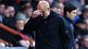 Guardiola lên tiếng về tương lai sau khi Man City mất chức vô địch