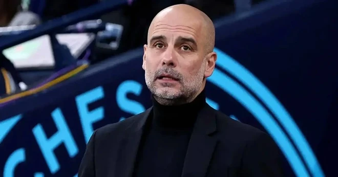 Hạ Arsenal, Pep cân bằng kỷ lục của Sir Alex