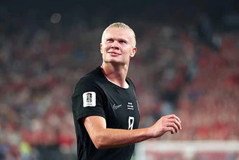 Haaland gửi thông điệp đến tân binh James Trafford của Leeds