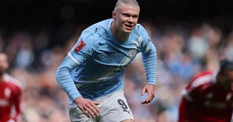 Haaland lập hat-trick, Man City vùi dập Liverpool tại FA Cup