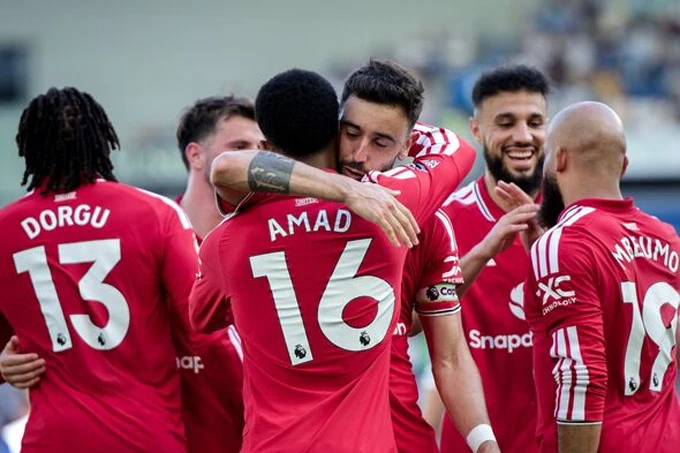 Hai đối thủ hiếm hoi có thể ngăn Arsenal bảo vệ ngôi vương mùa tới Hai đối thủ hiếm hoi có thể ngăn Arsenal bảo vệ ngôi vương mùa tới