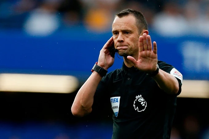 Hãy thông cảm cho trọng tài Premier League Hãy thông cảm cho trọng tài Premier League