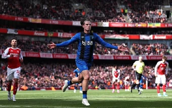 HLV Iraola tiết lộ vũ khí giúp Bournemouth hạ gục Arsenal