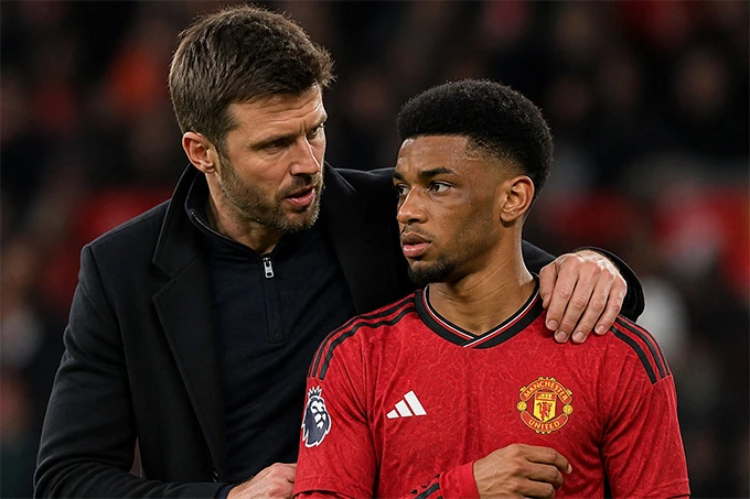 HLV Michael Carrick bênh vực Diallo trước đại chiến với Liverpool HLV Michael Carrick bênh vực Diallo trước đại chiến với Liverpool