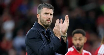 HLV Michael Carrick tuyên bố mạnh mẽ sau chiến thắng đầu tiên của Man Utd